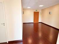 Bureaux et commerces 5 pièces