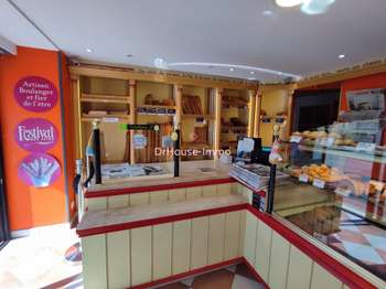Bureaux et commerces 4 pièces