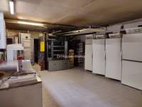 Bureaux et commerces 4 pièces