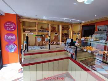 Bureaux et commerces 4 pièces