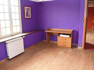 Bureaux et commerces 8 pièces