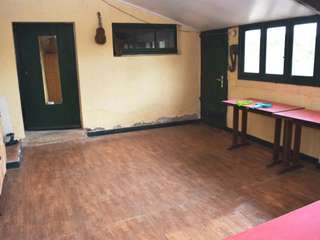 Bureaux et commerces 8 pièces