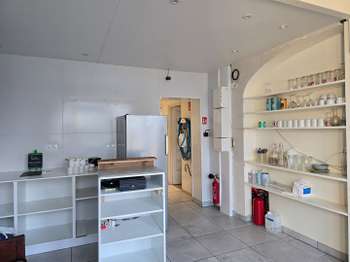 Bureaux et commerces 7 pièces