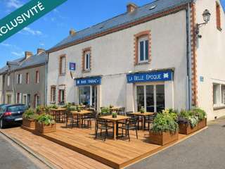 Bureaux et commerces 8 pièces