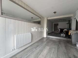 Bureaux et commerces 2 pièces