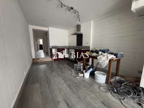 Bureaux et commerces 2 pièces