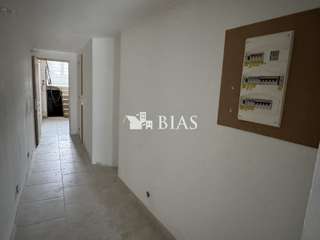 Bureaux et commerces 2 pièces