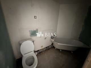 Bureaux et commerces 2 pièces