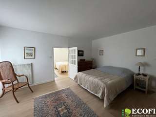 Bureaux et commerces 5 pièces