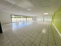 Bureaux et commerces 3 pièces