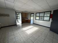 Bureaux et commerces 3 pièces