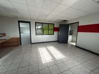 Bureaux et commerces 3 pièces