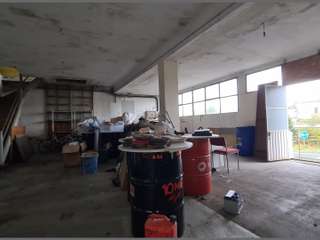 Bureaux et commerces 3 pièces