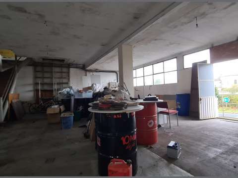 Bureaux et commerces 3 pièces