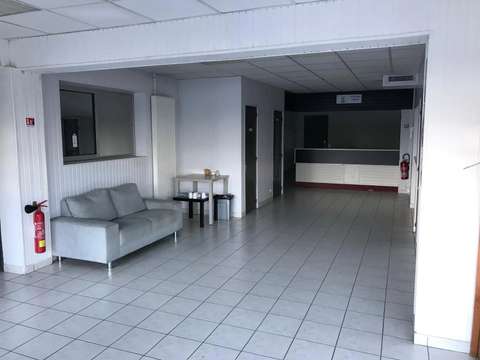 Bureaux et commerces 8 pièces Bureaux et commerces 8 pièces