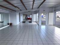 Bureaux et commerces 8 pièces