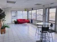 Bureaux et commerces 8 pièces