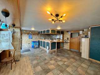 Bureaux et commerces 12 pièces