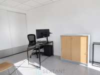Bureaux et commerces 4 pièces Bureaux et commerces 4 pièces