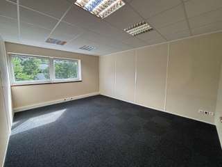 Bureaux et commerces 11 pièces