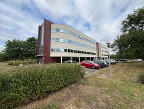 Vente Bureaux et commerces 320 m&sup2;Bruz