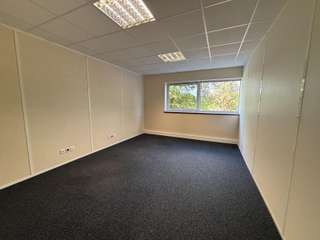 Bureaux et commerces 11 pièces