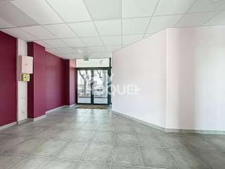 Bureaux et commerces 7 pièces