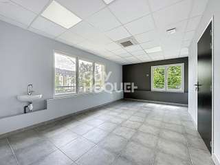 Bureaux et commerces 7 pièces