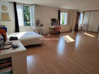 Bureaux et commerces 4 pièces