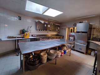 Bureaux et commerces 4 pièces