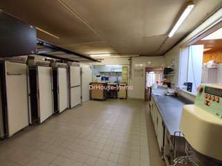 Bureaux et commerces 4 pièces