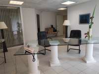 Bureaux et commerces 7 pièces