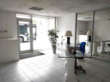 Bureaux et commerces 7 pièces