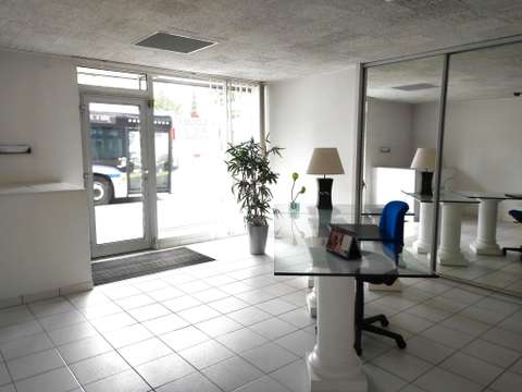 Bureaux et commerces 7 pièces