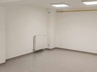 Bureaux et commerces 7 pièces