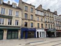 Bureaux et commerces 4 pièces Bureaux et commerces 4 pièces
