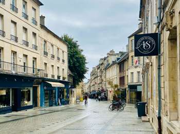 Bureaux et commerces Caen 14