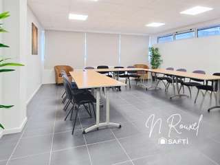 Bureaux et commerces 50 pièces