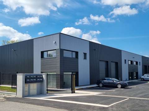 Bureaux et commerces 1 pièce Campbon 44