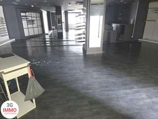 Bureaux et commerces 2 pièces