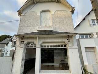 Bureaux et commerces 6 pièces