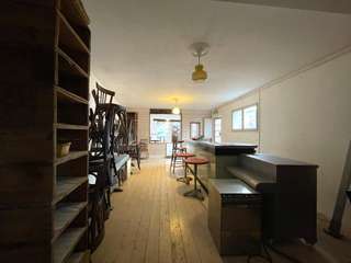 Bureaux et commerces 6 pièces