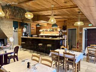 Bureaux et commerces 8 pièces