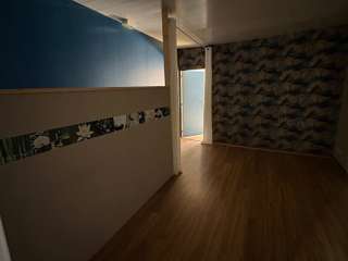 Bureaux et commerces 5 pièces