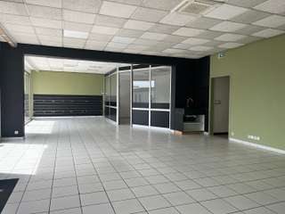 Bureaux et commerces 3 pièces Bureaux et commerces 3 pièces