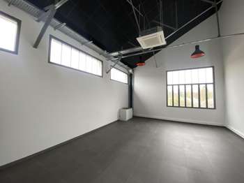 Bureaux et commerces Changé 53