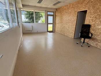 Vente Bureaux et commerces 85 m&sup2;Chantepie
