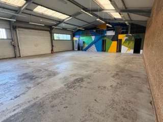 Bureaux et commerces 8 pièces