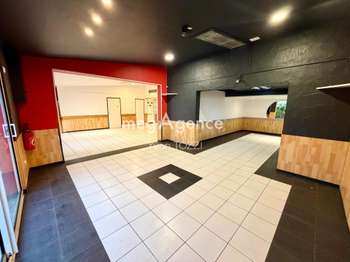 Bureaux et commerces 5 pièces