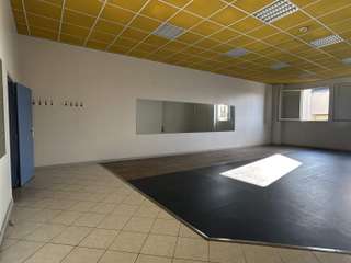 Bureaux et commerces 15 pièces